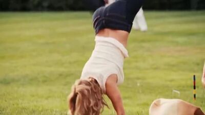 Alice Eve Sexy - The City 2