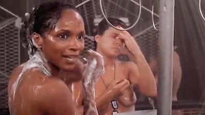 Dina Meyer nude - Starship Troopers 1997