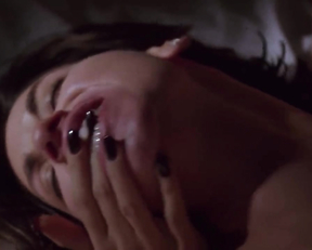 Gina Gershon, Jennifer Tilly - Bound