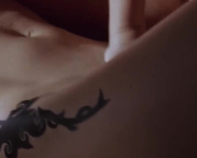 Gina Gershon, Jennifer Tilly - Bound