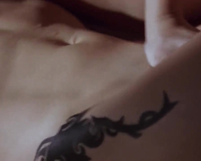 Gina Gershon, Jennifer Tilly - Bound