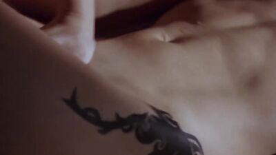 Gina Gershon, Jennifer Tilly - Bound