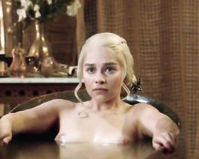 Emilia Clarke nackt - Game Of Thrones