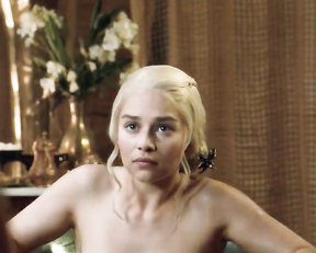 Emilia Clarke nackt - Game Of Thrones