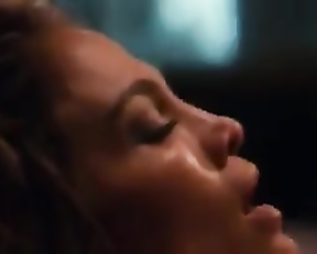 Jennifer Lopez naked - The Boy Next Door