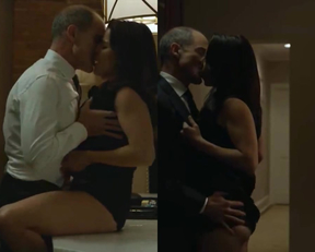 Neve Campbell - Revealing Plot In 'House Of Cards'