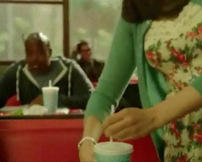 Alison Brie nude - Pseudo-handjob