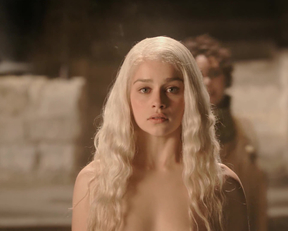 Emilia Clarke nud - Game Of Thrones
