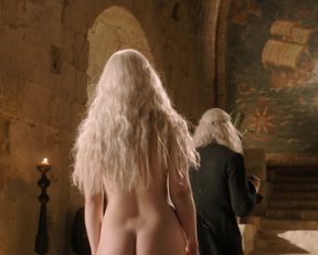 Emilia Clarke nud - Game Of Thrones
