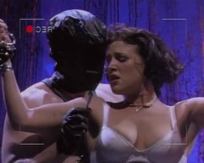 Poppy Montgomery nude - Silk Stalkings  S04e02