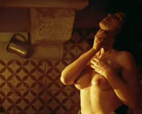 Monica Bellucci nude - Malena