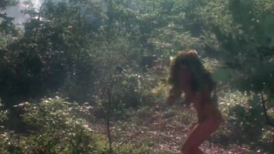 I Don't Ragret Seeing Julia Louis-Dreyfus Half Naked In "Troll" - Film nackt