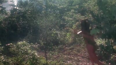 I Don't Ragret Seeing Julia Louis-Dreyfus Half Naked In "Troll" - Film nackt