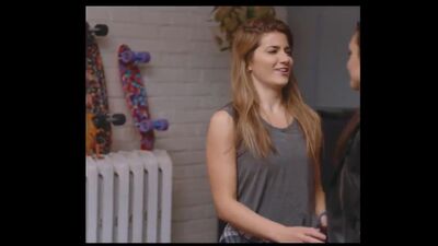 Elise Bauman And Natasha Negovanlis In 'Almost Adults' - Film nackt