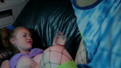 Kelly McCart - Halloween Pussy Trap Kill Kill - Film nackt