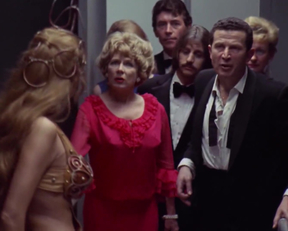 Raquel Welch And Friends - The Magic Christian - Film nackt