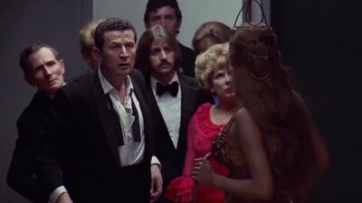 Raquel Welch And Friends - The Magic Christian - Film nackt