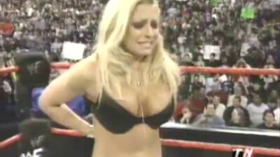 Trish Stratus About To Take It All Off! - Film nackt