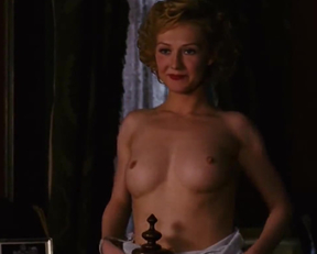 Carice Van Houten - Black Book - Film nackt