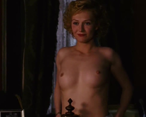 Carice Van Houten - Black Book - Film nackt