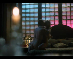 Kristin Lehman In Altered Carbon - Film nackt