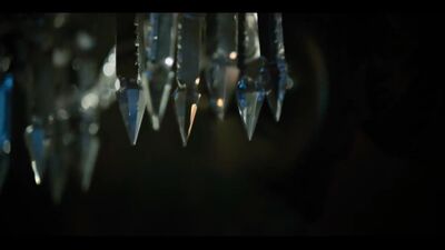 Kristin Lehman In Altered Carbon - Film nackt