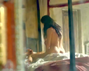 Louise Barnes - Riding Plot In 'Black Sails' - Film nackt