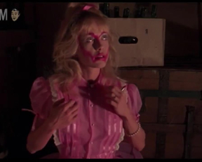 Linnea Quigley Stripping-Night Of The Demons - Film nackt