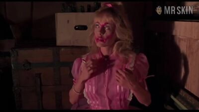 Linnea Quigley Stripping-Night Of The Demons - Film nackt