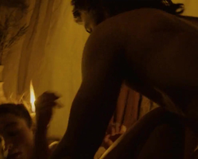 Florence Pugh: Outlaw King, Part One. - Film nackt