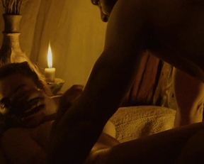 Florence Pugh: Outlaw King, Part One. - Film nackt