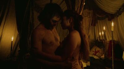 Florence Pugh: Outlaw King, Part One. - Film nackt