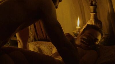 Florence Pugh: Outlaw King, Part One. - Film nackt