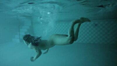 Emmy Rossum Underwater Plot From Shameless - Film nackt