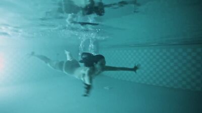 Emmy Rossum Underwater Plot From Shameless - Film nackt