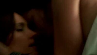 Emmanuelle Chriqui  KaDee Strickland - Shut Eye - Film nackt