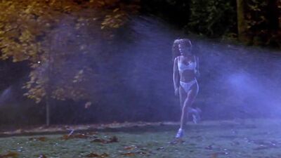 Carmen Electra In Scary Movie - Film nackt