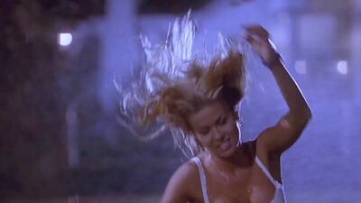 Carmen Electra In Scary Movie - Film nackt