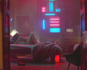 Sofia Boutella And Charlize Theron Plotting... Something ;) - Film nackt