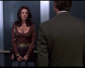 Jim Carrey Checking Out Krista Allen's Plots In 'Liar Liar' - Film nackt