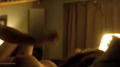 Gillian Anderson In Closure - Film nackt