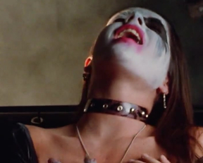 Kelly Monaco In Idle Hands - Film nackt