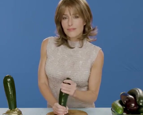 Gillian Anderson - Sex Education - Film nackt