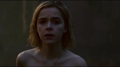 Kiernan Shipka In The Chilling Adventures Of Sabrina - Film nackt