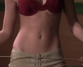 Elisha Cuthbert's 'Girl Next Door' Plot - Film nackt