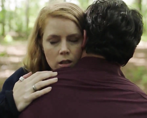 Amy Adams sexy - Sharp Objects S01E04