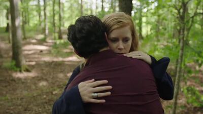 Amy Adams sexy - Sharp Objects S01E04