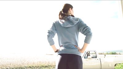 Alexandra Daddario sexy - Bereavement