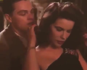 Kate Beckinsale sexy - The Aviator