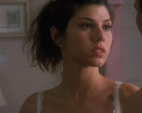 Marisa Tomei naked - Untamed Heart